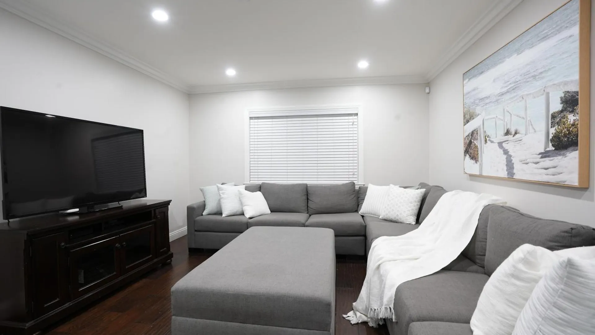 Destination #27 Villa Anaheim Holiday home